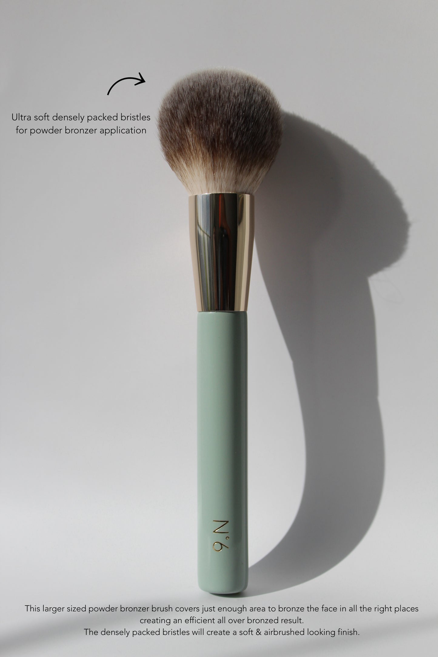 Nº6 Large Powder Blending Brush