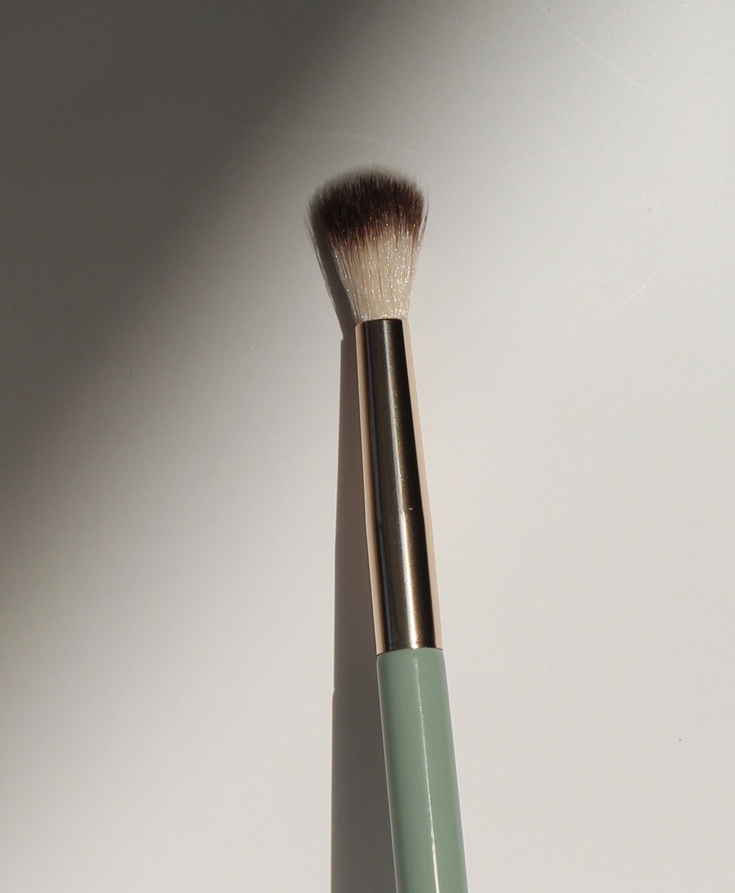 N°9 Medium Crease Brush